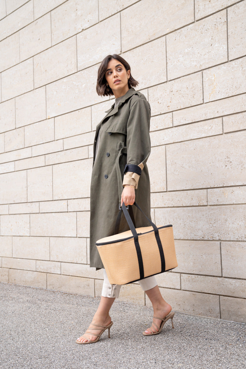 reisenthel coolerbag raffia black Lifestyle 3