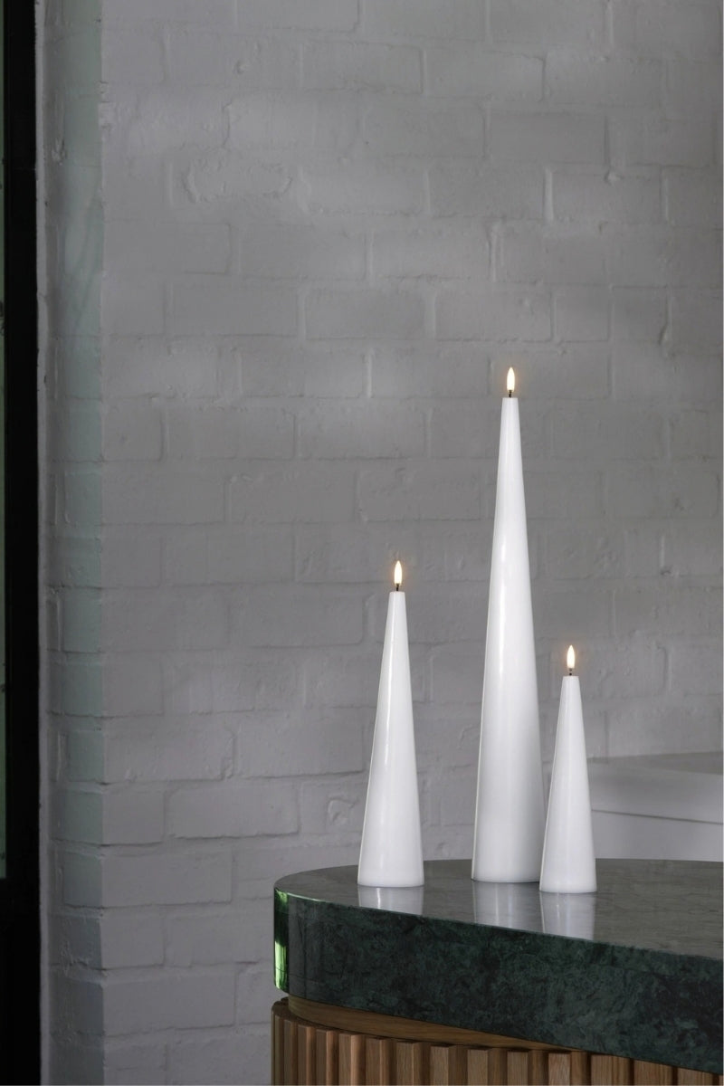 UYUNI LIGHTNING LED-Kerze Smooth nordic white 30cm - Produktbild 3