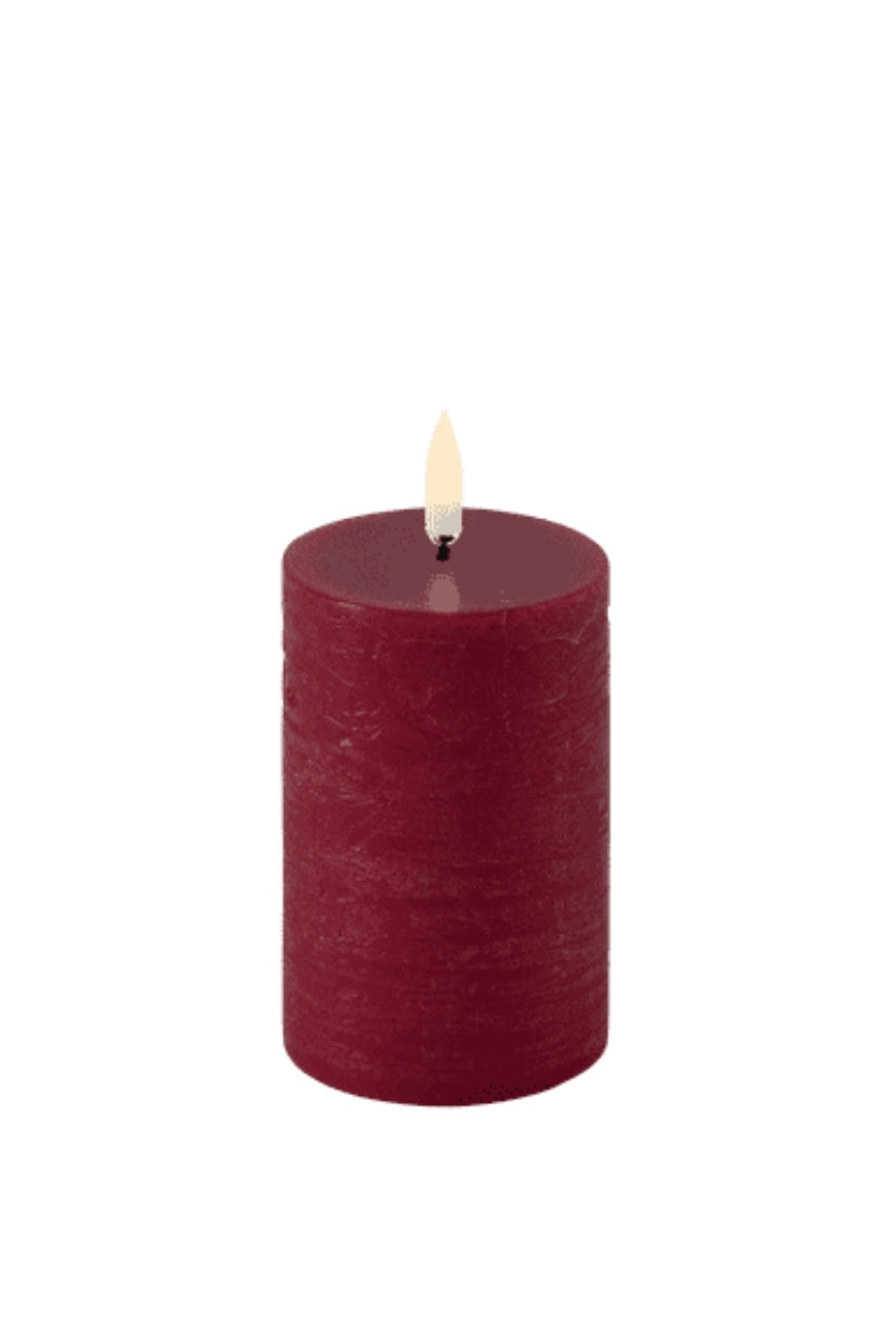 UYUNI LIGHTNING Pillar LED-Kerze Rustic carmine red 7,5cm - Produktbild 1