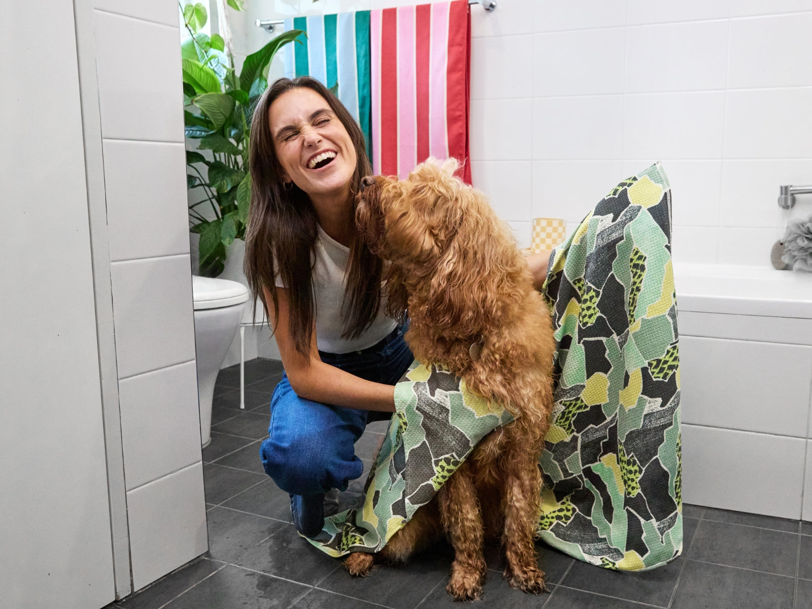 Dock & Bay Hundehandtuch M Undercover Walkies 90x50cm - Produktbild 8