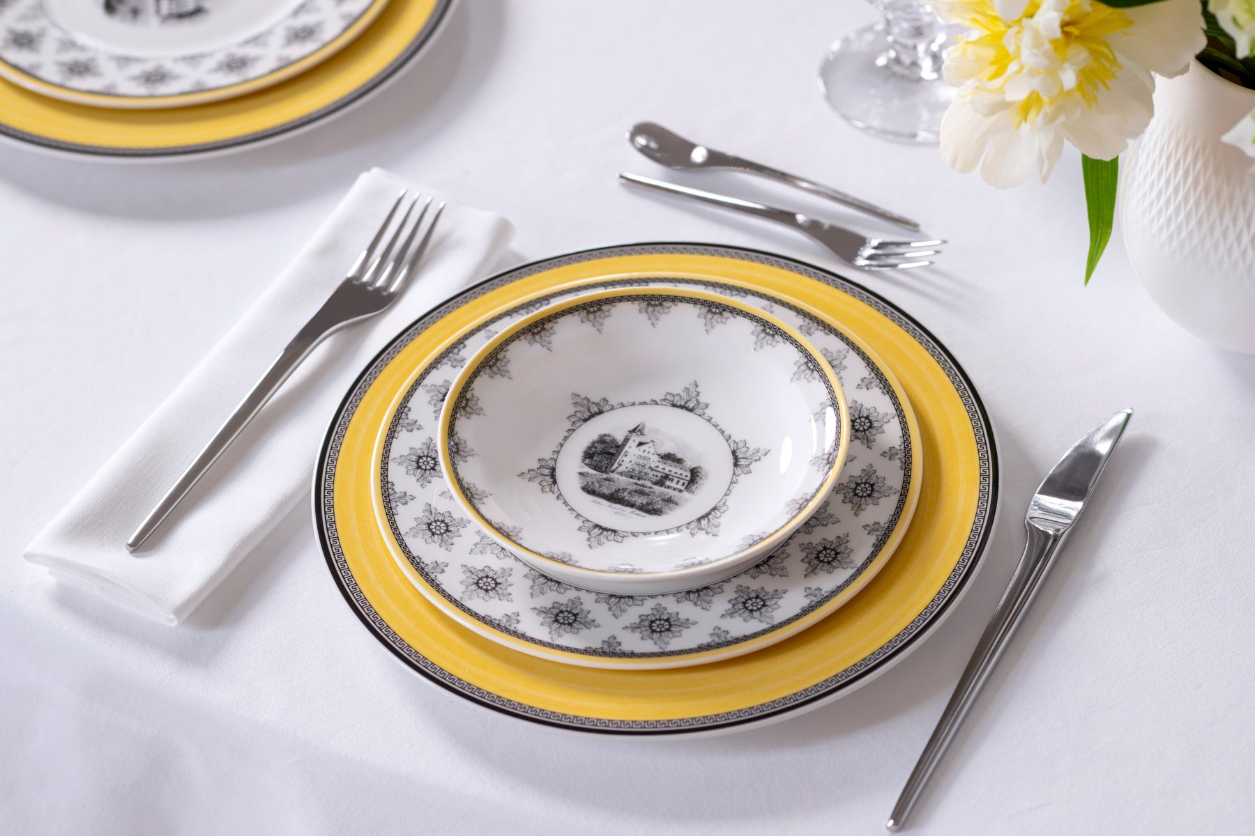 Villeroy & Boch Audun Fleur Suppenteller 24 cm Lifestyle 1