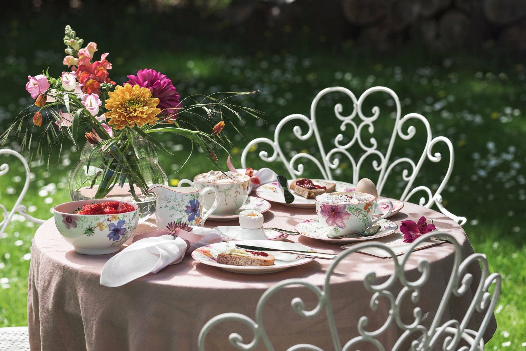 Villeroy & Boch Mariefleur Basic Eierbecher Lifestyle 3