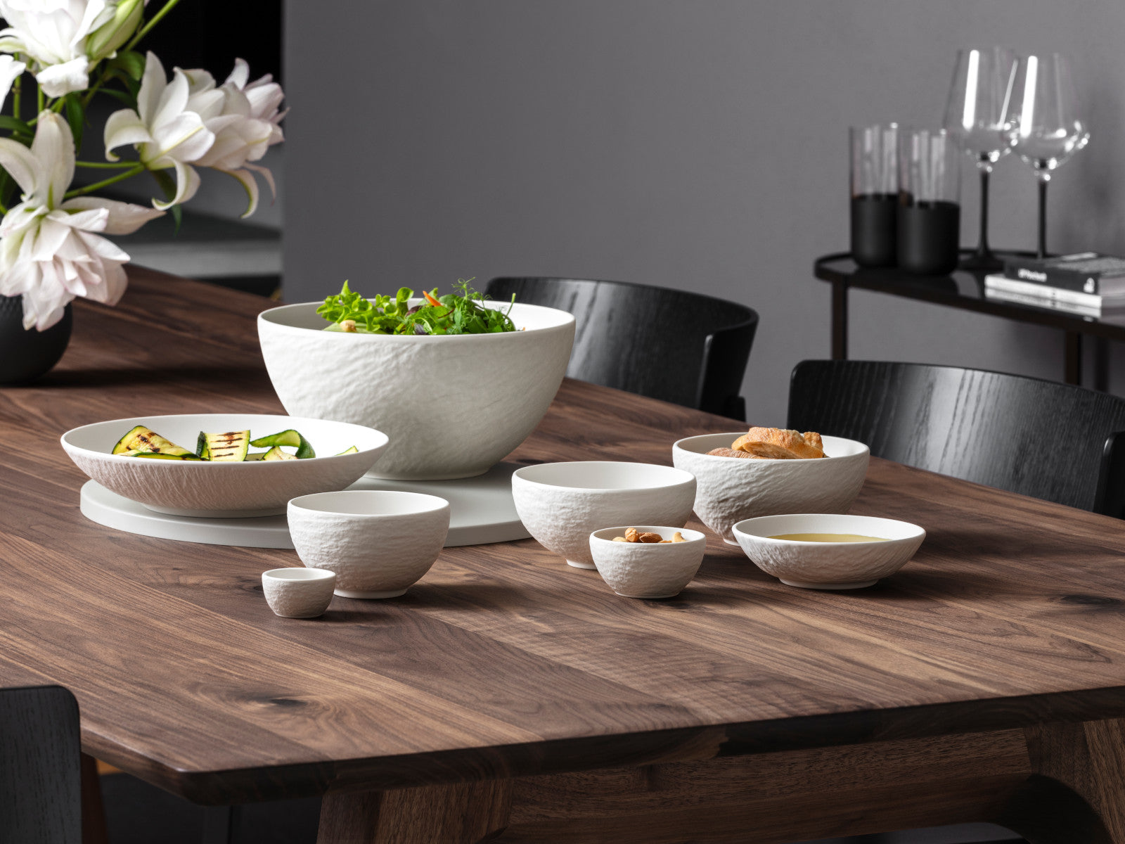 Villeroy & Boch Manufacture Rock blanc Salatschüssel 24cm Lifestyle 2