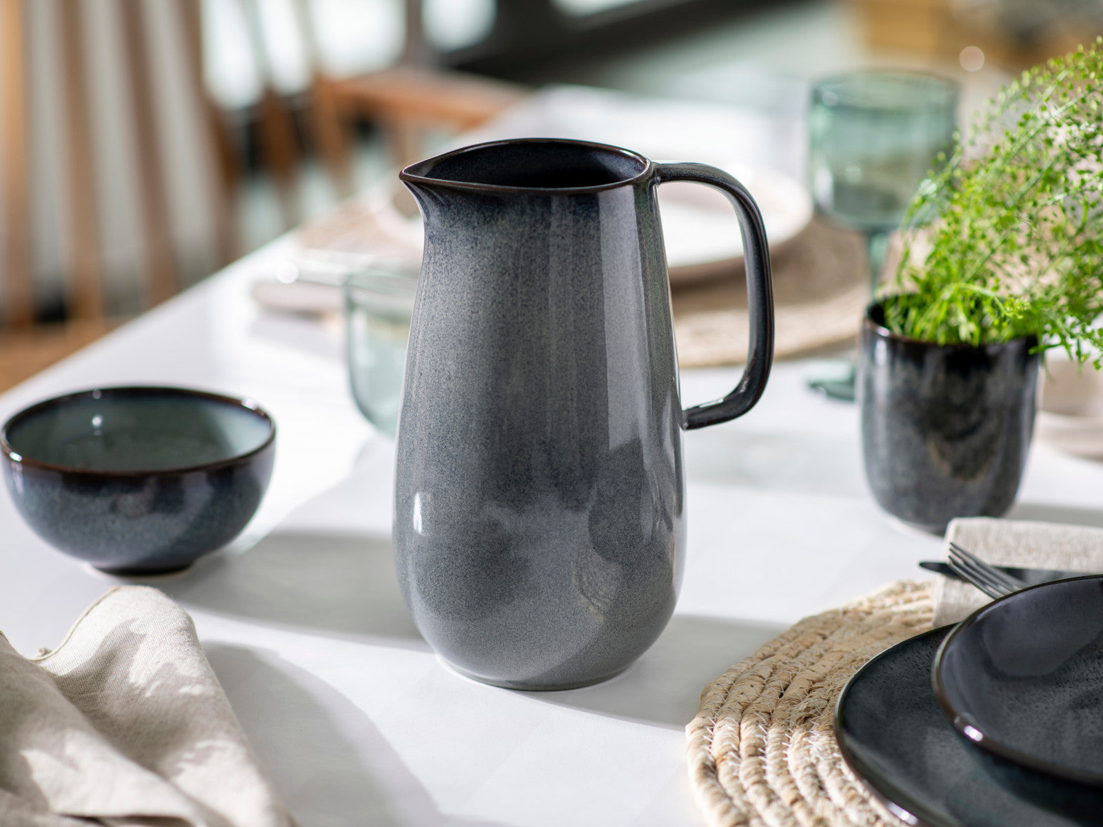 like Villeroy & Boch Lave gris Suppenbol grau 8cm Lifestyle 3