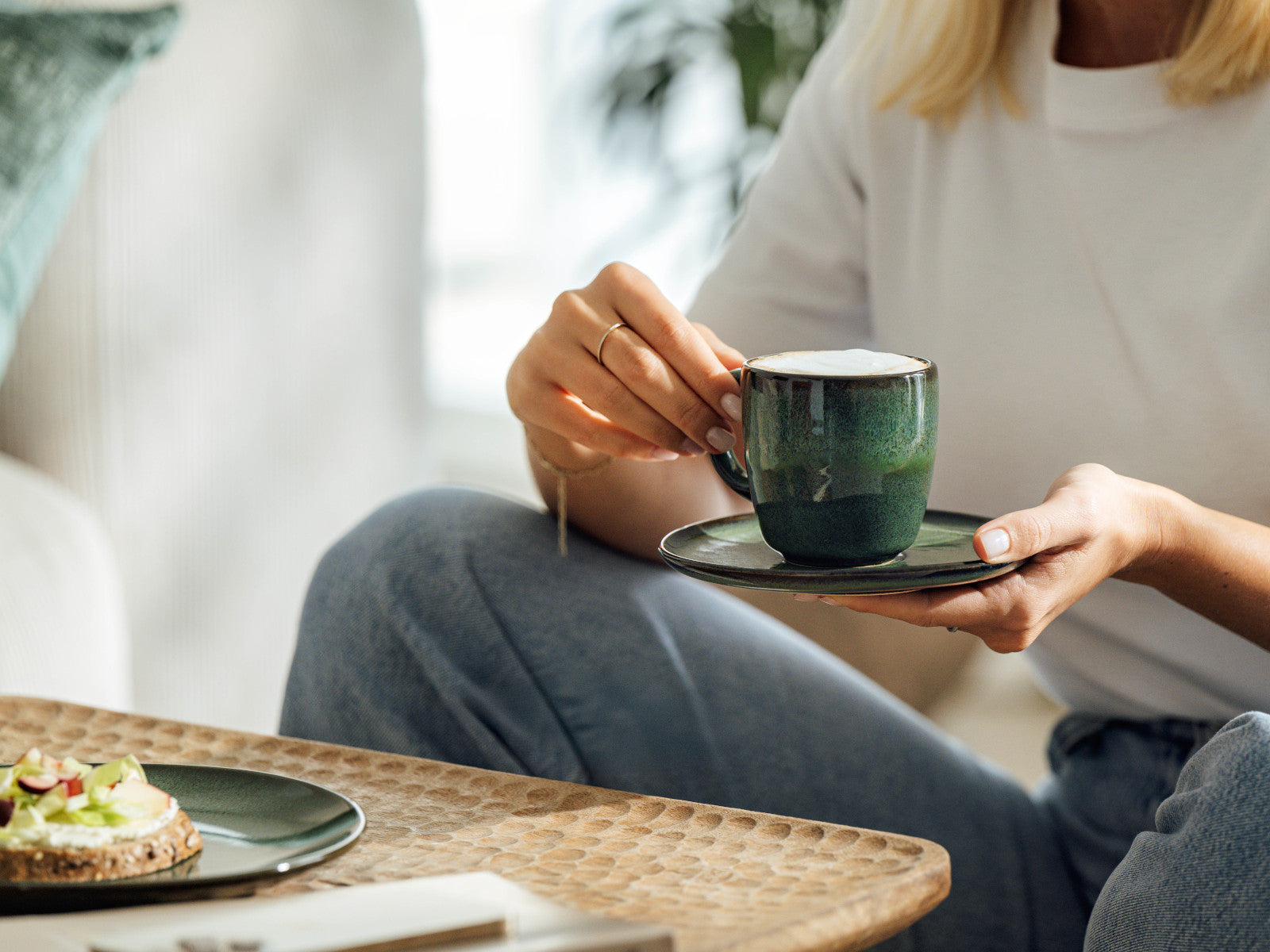 like Villeroy & Boch Lave vert Kaffee-Untertasse 15cm Set6 Lifestyle