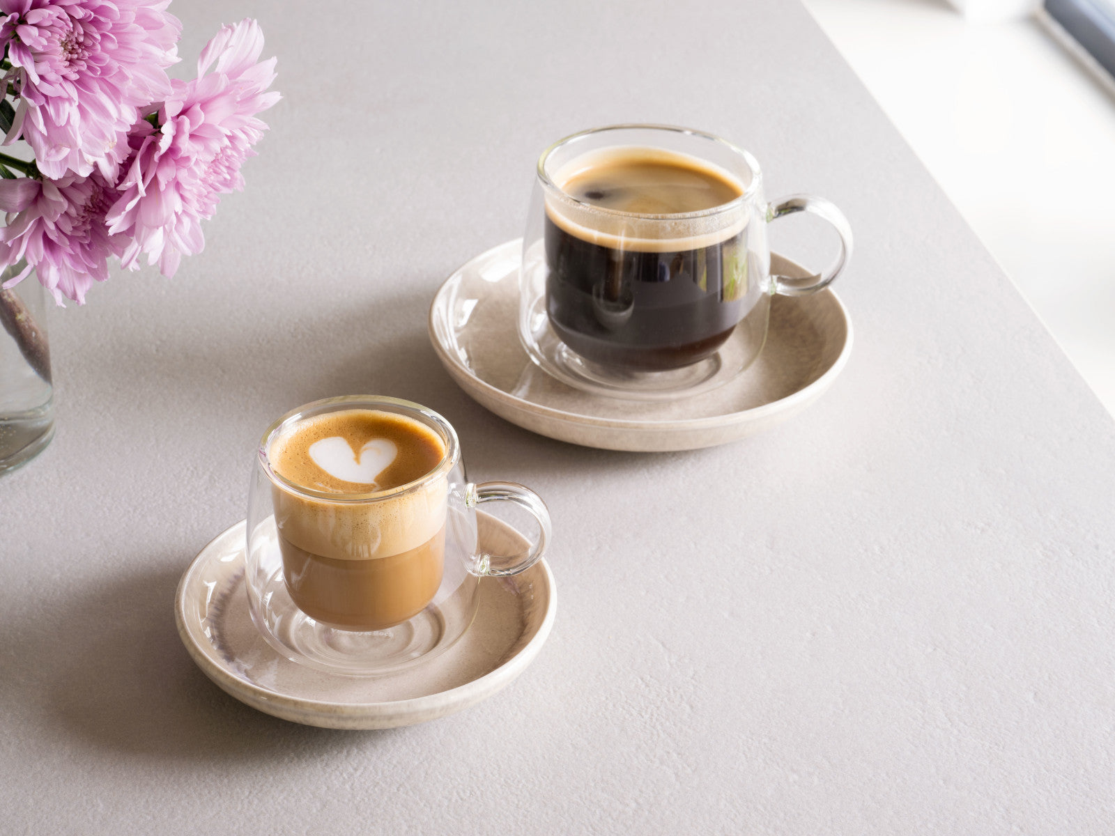 Villeroy & Boch Artesano Hot&Cold Beverages Espresso-Glas Set 0,06l 2tlg Lifestyle 3