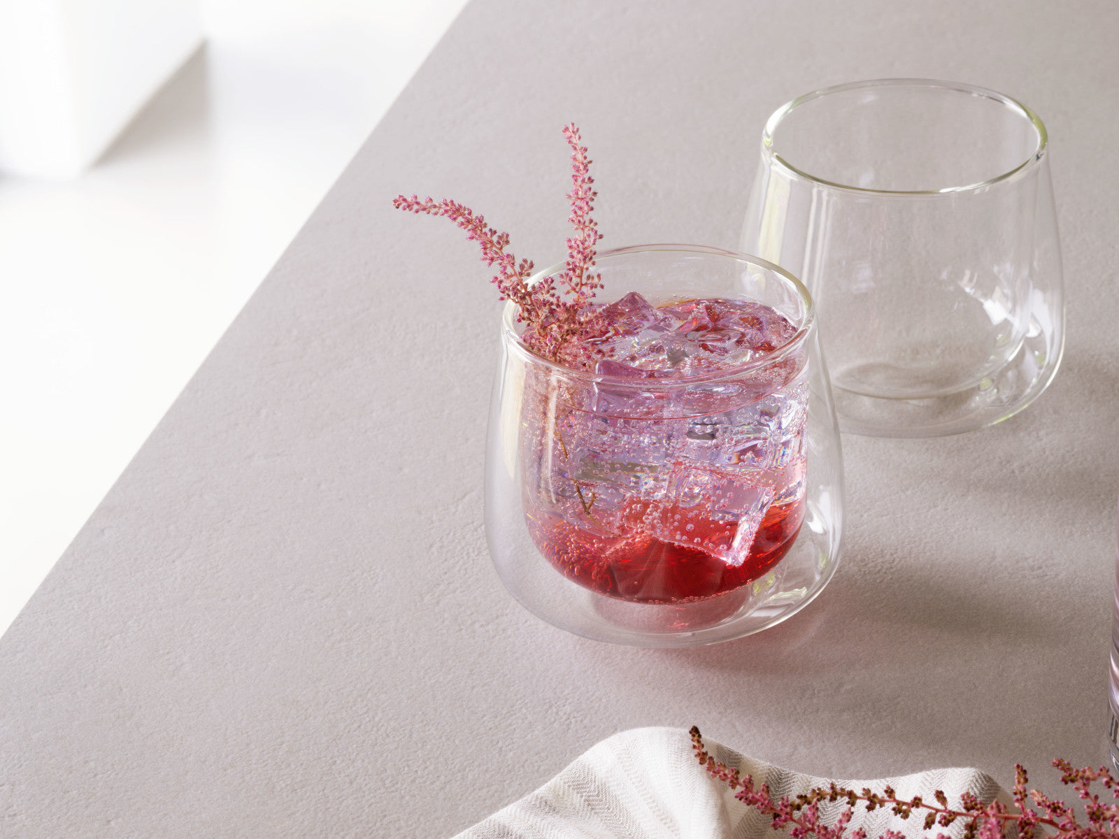 Villeroy & Boch Artesano Hot&Cold Beverages Cappuccino-Becher Set 0,25l 2tlg Lifestyle 3