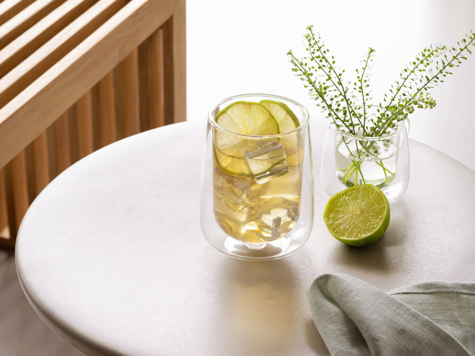 Villeroy & Boch Artesano Hot&Cold Beverages Latte-Becher 0,36l Set 2tlg Lifestyle 1