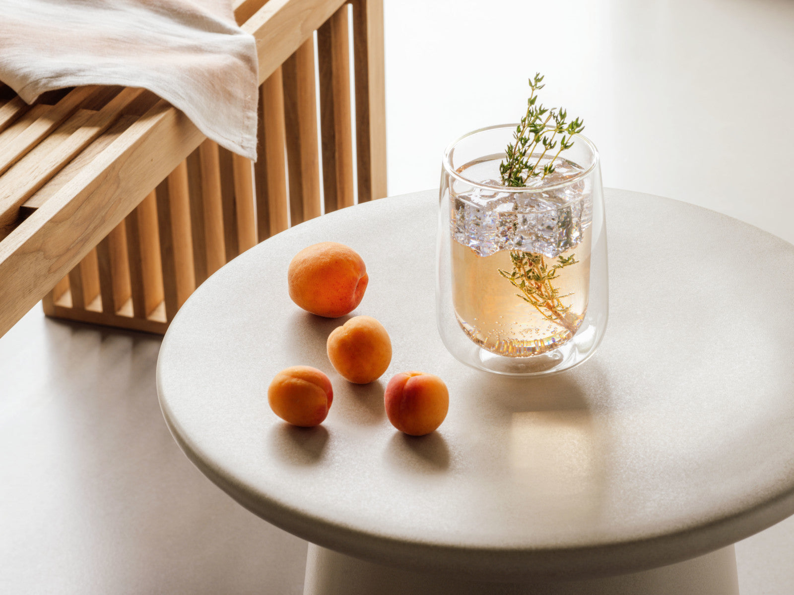 Villeroy & Boch Artesano Hot&Cold Beverages Latte-Becher 0,25l Set 2tlg Lifestyle 1