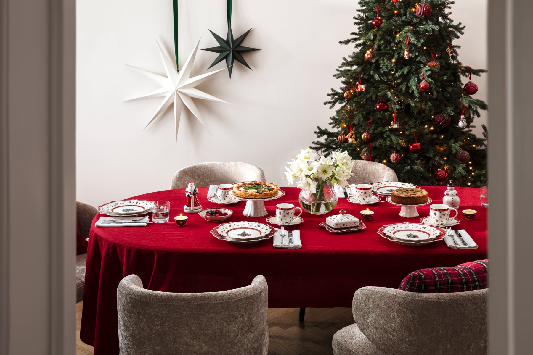 Villeroy & Boch Nostalgic Melody Schneemann drehend Lifestyle 3