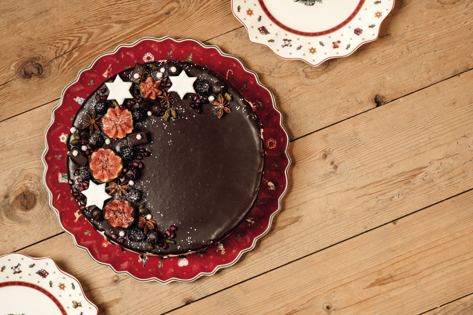 Villeroy & Boch Toy's Delight Kuchenplatte rund 33 cm Lifestyle 1