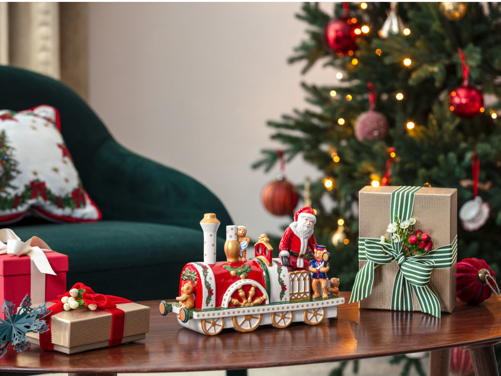 Villeroy & Boch Christmas Toys Memory Lokomotive Lifestyle 1