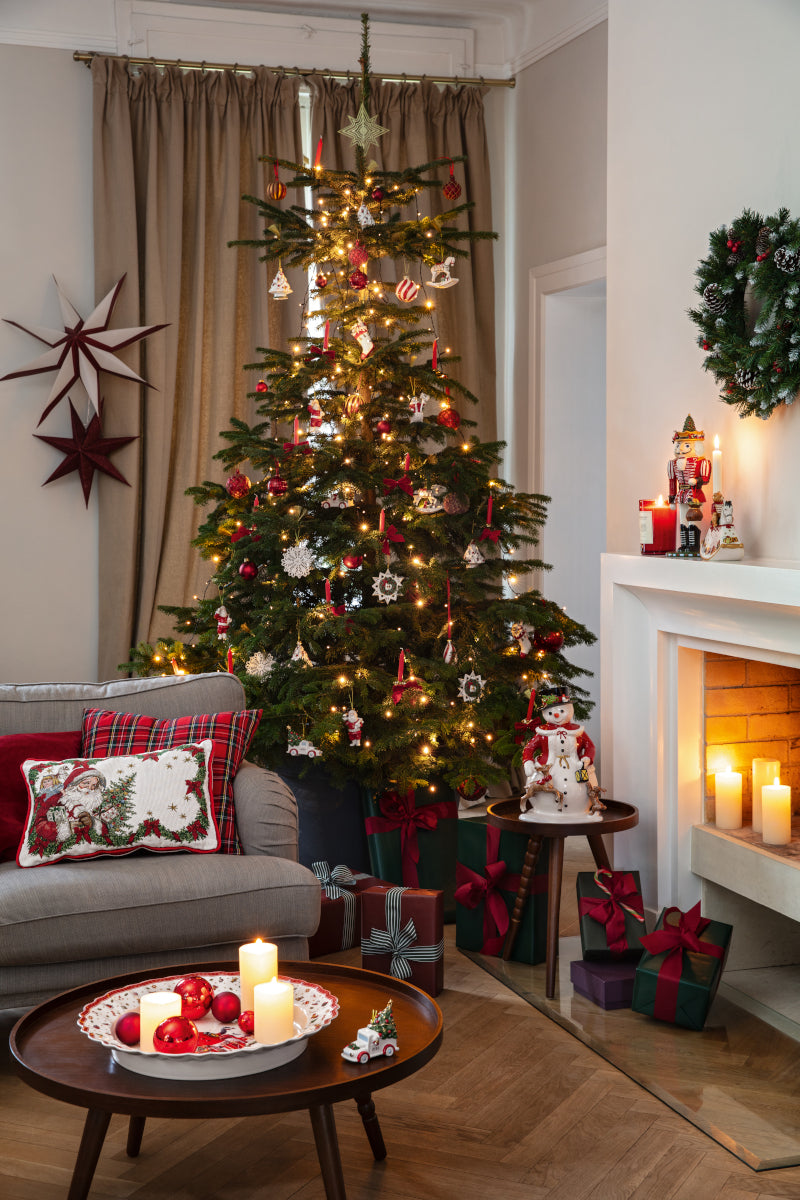 Villeroy & Boch Toy's Fantasy Gobelin Wendekissen Santa Lifestyle2