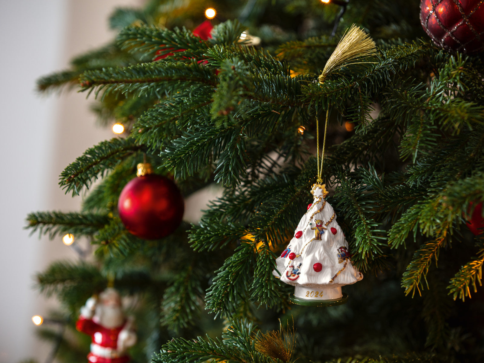 Villeroy & Boch Christmas Classics Ornament Weihnachtsbaum 10cm Lifestyle1