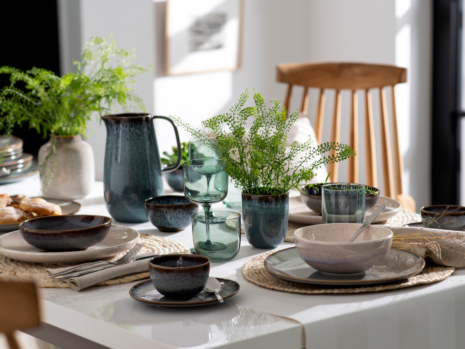 like Villeroy & Boch Lave glace Krug blau 1,6l Lifestyle 2