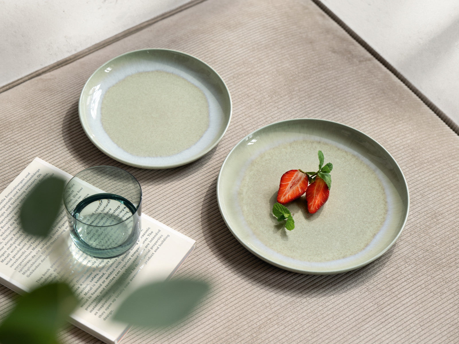 like. by Villeroy & Boch Perlemor Alga Frühstücksteller 20cm Lifestyle 2