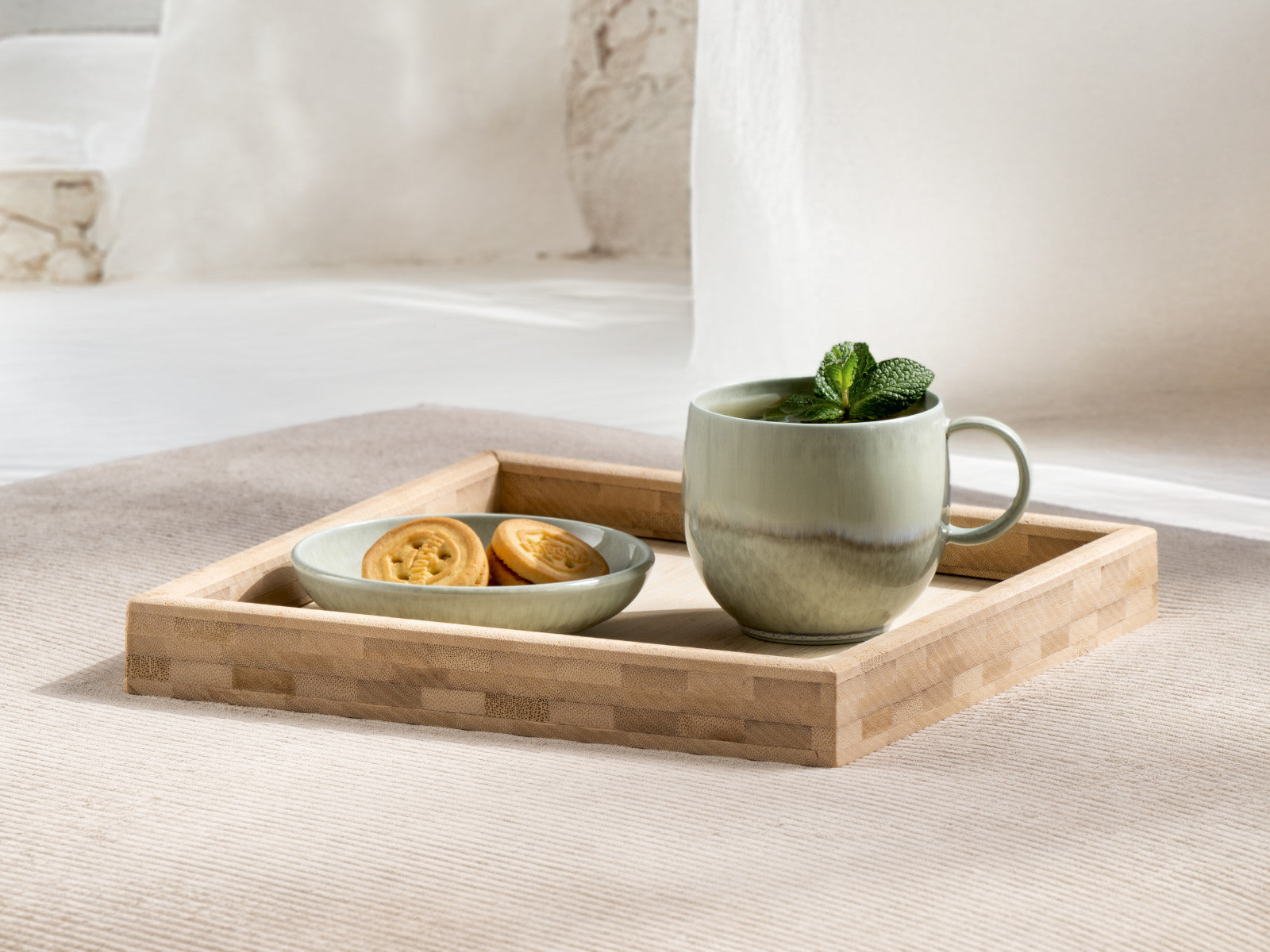 like. by Villeroy & Boch Perlemor Alga Becher mit Henkel 0,21l Lifestyle 2