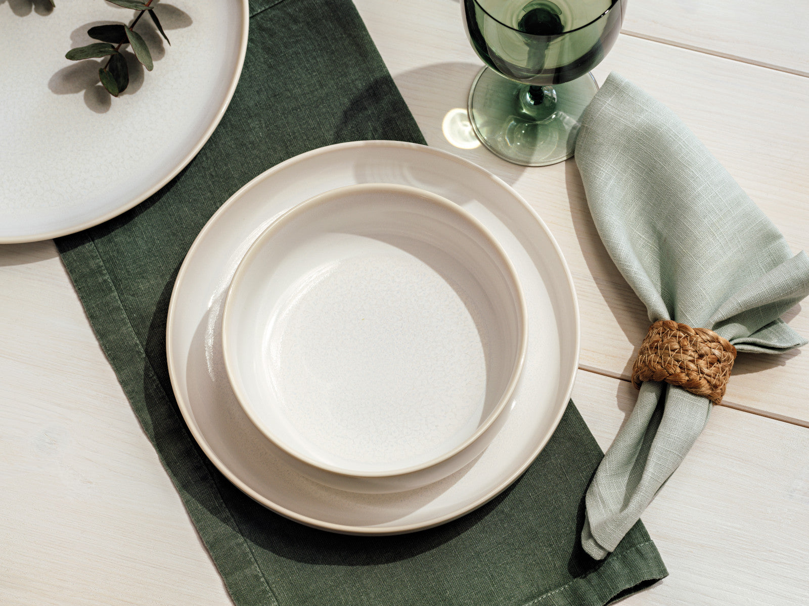 like Villeroy & Boch Crafted Cotton Teller tief 21,5cm Set6 Lifestyle