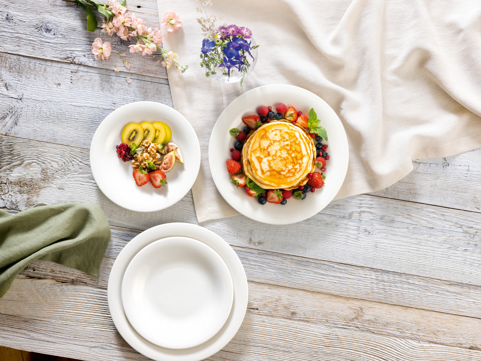 vivo V & B Group Essential White Teller Set 12tlg Lifestyle 3