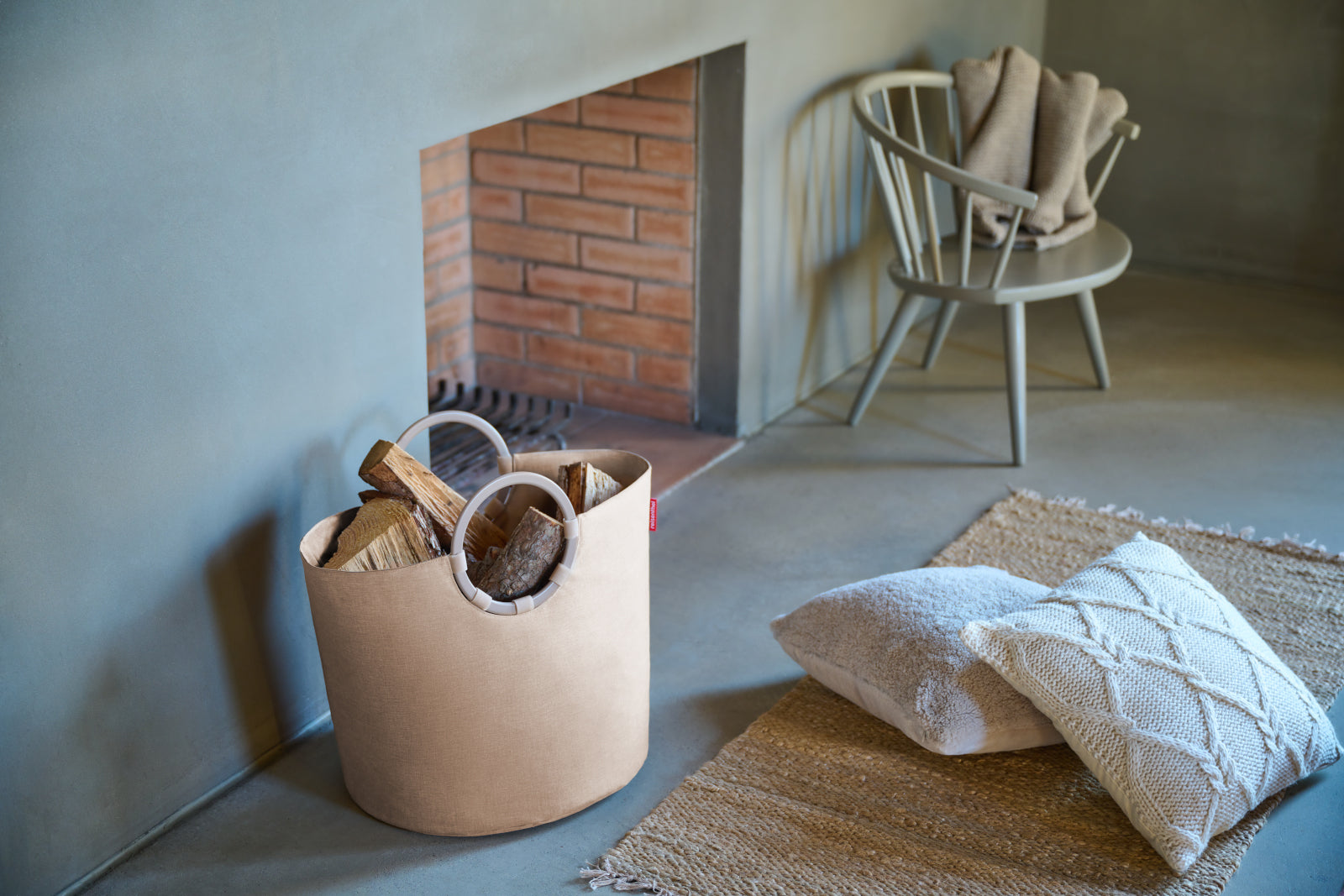 reisenthel loophome S frame twist coffee Lifestyle 3