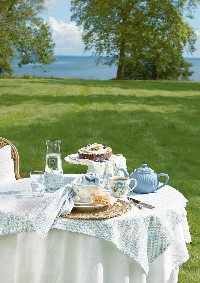 Greengate Divia Stoffserviette pale blue 40x40cm Lifestyle 1