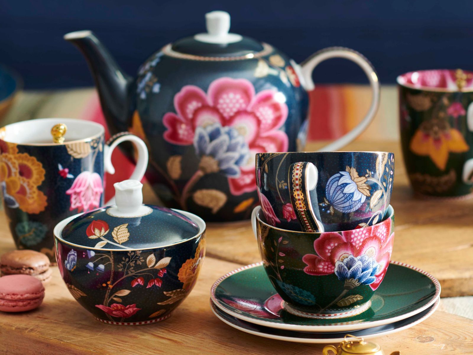 PIP STUDIO Fantasy Green Frühstücks Set Tasse mit Untertasse 18tlg Lifestyle 1