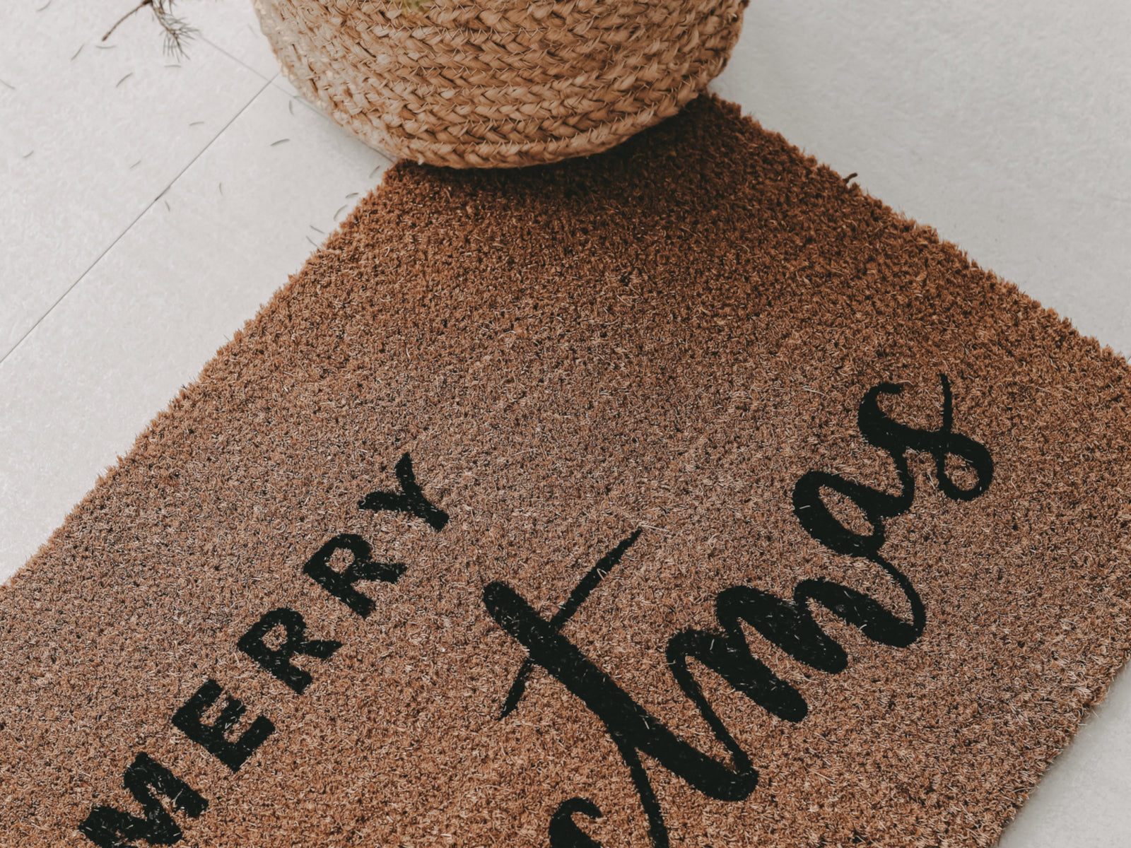 Eulenschnitt Kokos Fußmatte Merry Christmas beige 75x45cm Lifestyle 2