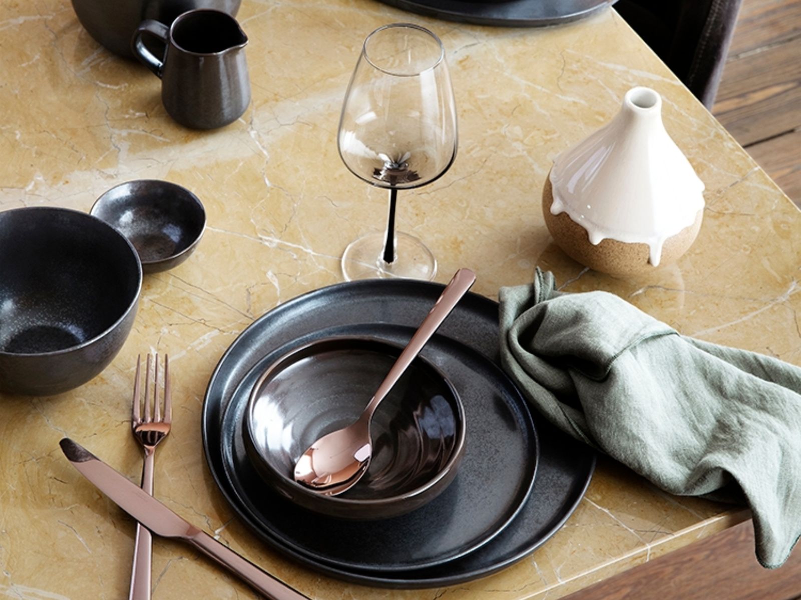 Broste Copenhagen ESRUM NIGHT Speiseteller 28 cm