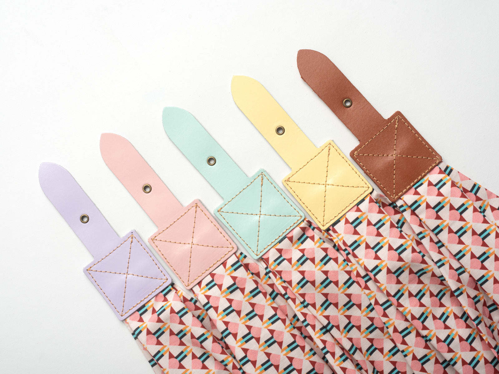 Polarbox Prinkstyle Strap Geometric Cyan 91cm Lifestyle 3