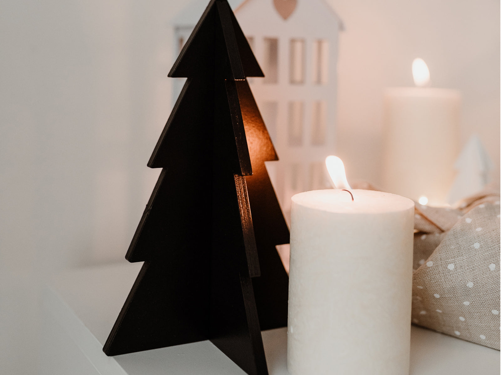 Eulenschnitt Tannenbäume schwarz Set3 Lifestyle 3