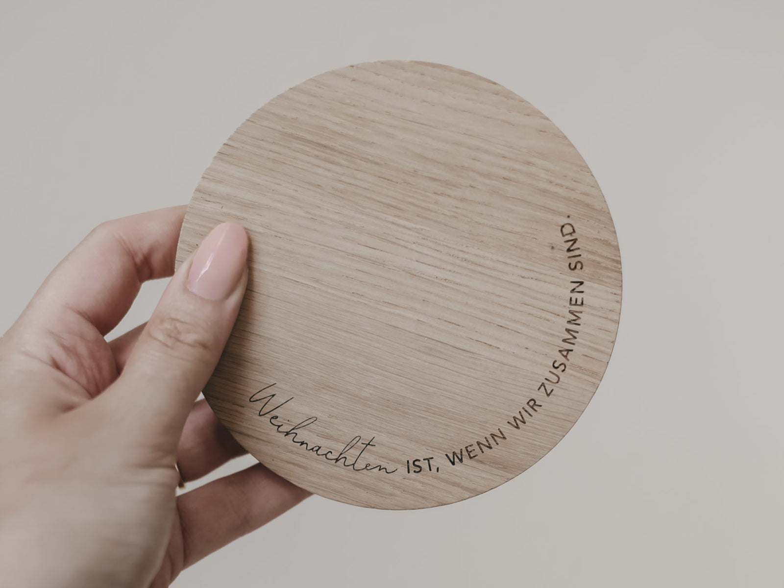 Eulenschnitt Untersetzer aus Eiche Weihnachten ist 11,2cm Lifestyle 3