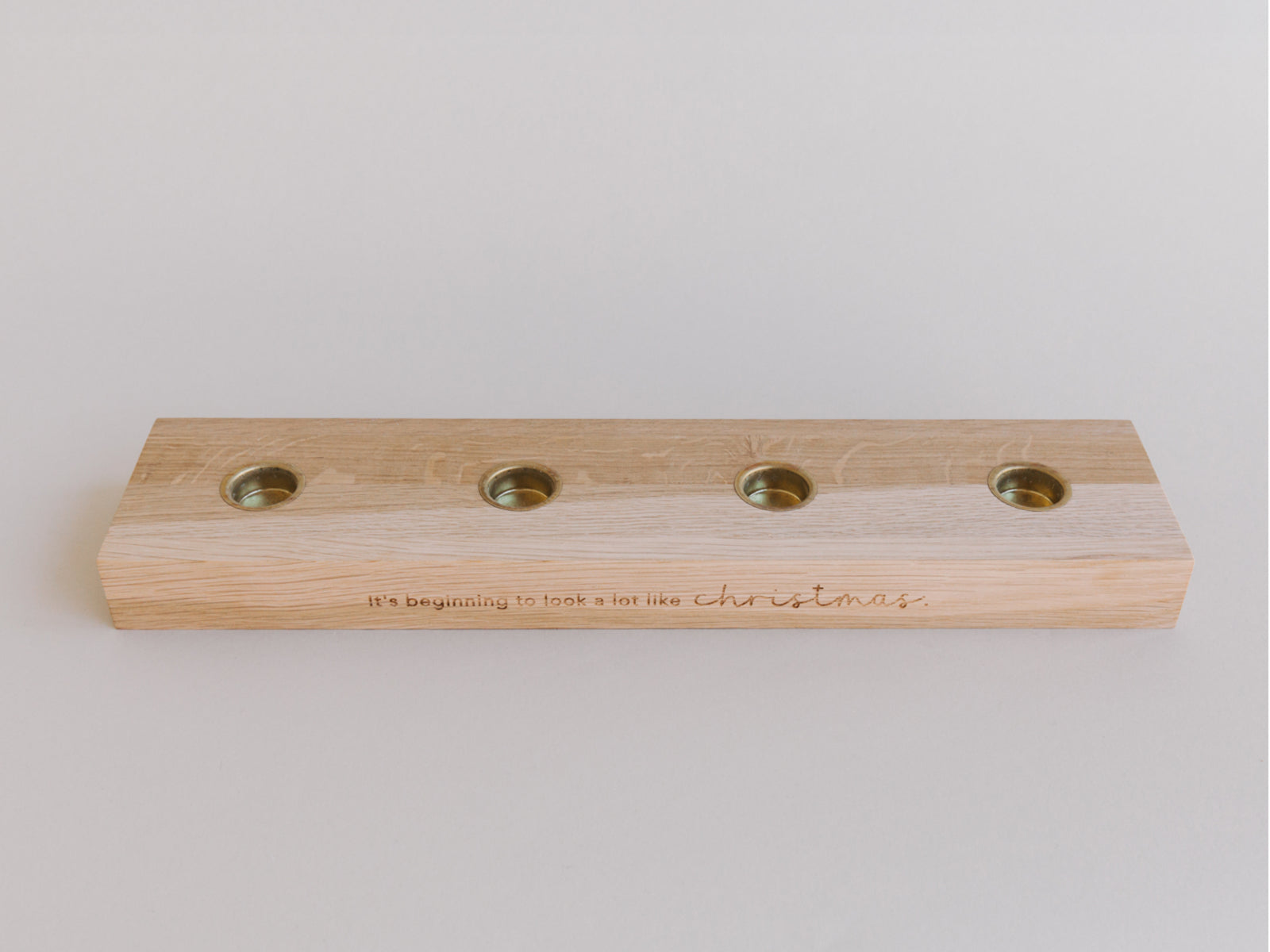 Eulenschnitt Adventskerzenbrett aus Eiche Christmas 35cm Lifestyle 1