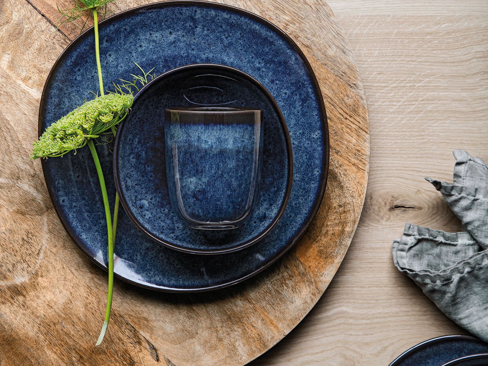 like Villeroy & Boch Lave bleu Tafelset 4tlg Lifestyle1