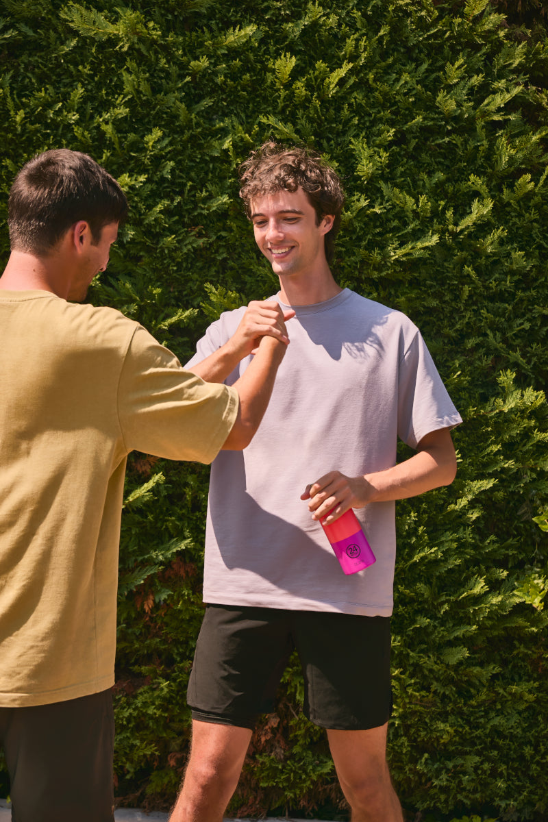 24Bottles Clima Bottle Energy 500ml Lifestyle 3