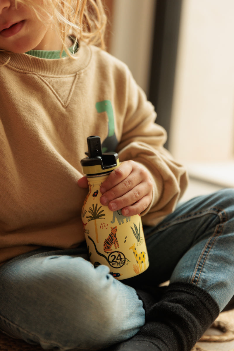 24Bottles Kids Urban Bottle Jungle Friends 250ml Lifestyle 3