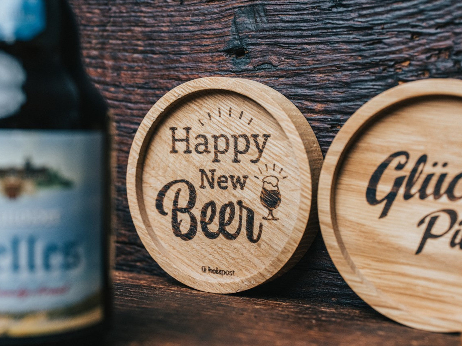 holzpost Untersetzer Happy New BEER Eiche 11,2cm Lifestyle 2