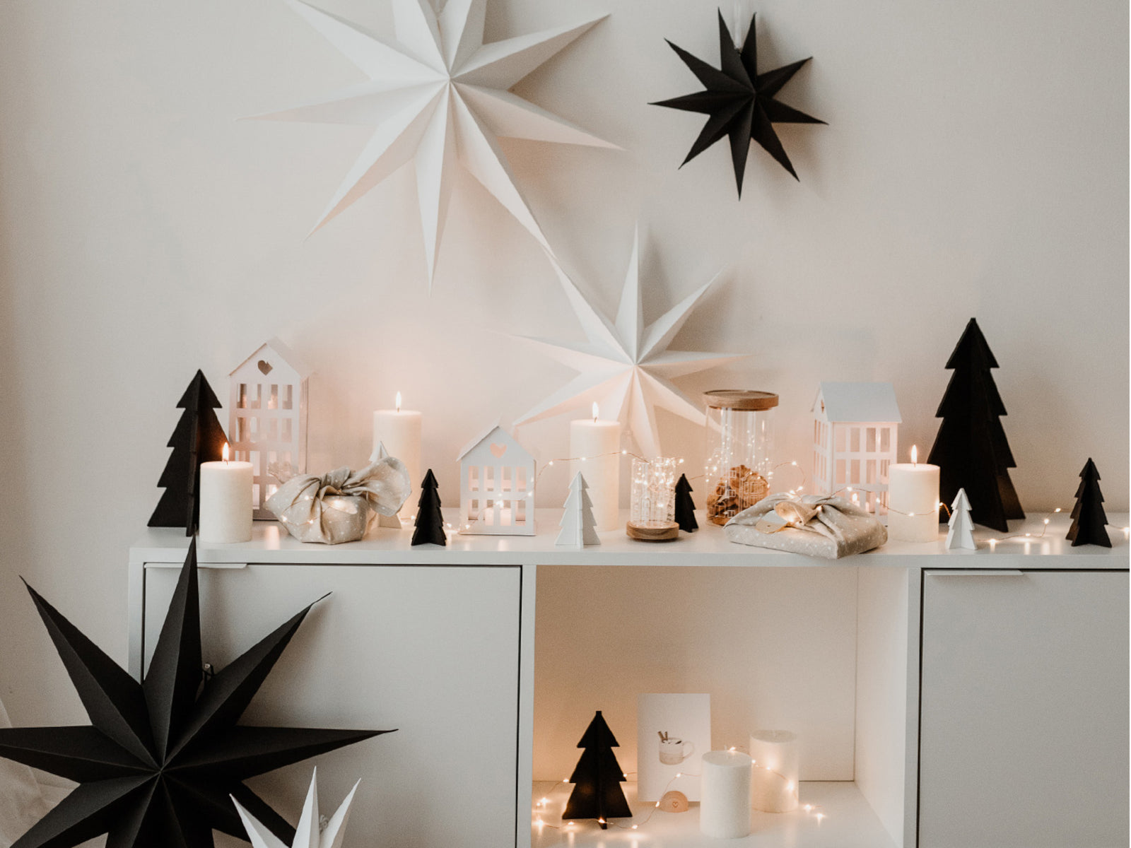 Eulenschnitt Papiersterne schwarz Set3 Lifestyle 4