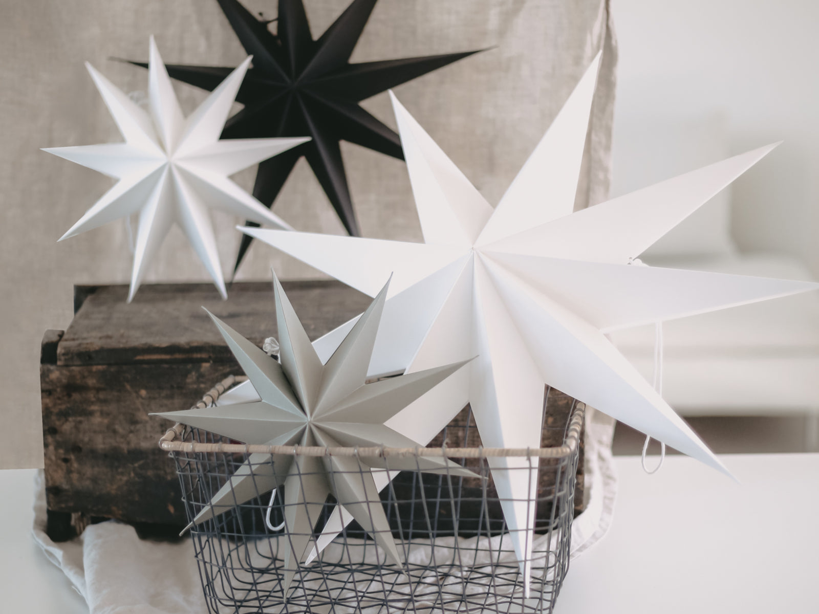 Eulenschnitt Papiersterne weiß Set3 Lifestyle 3