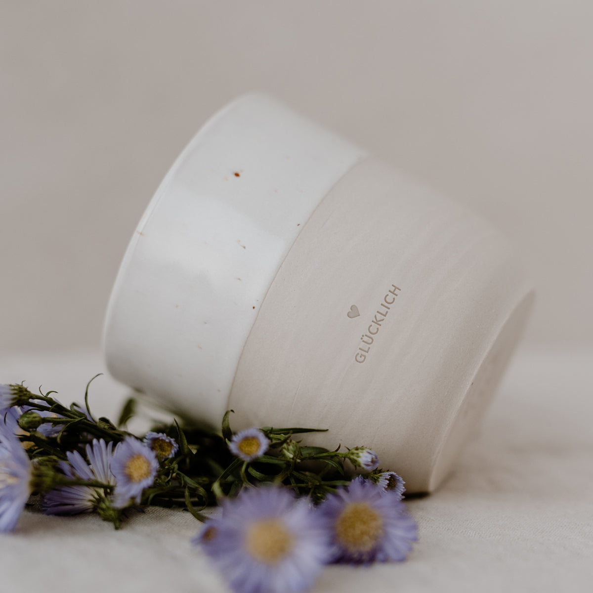 Eulenschnitt Becher Glücklich 320ml Lifestyle 8