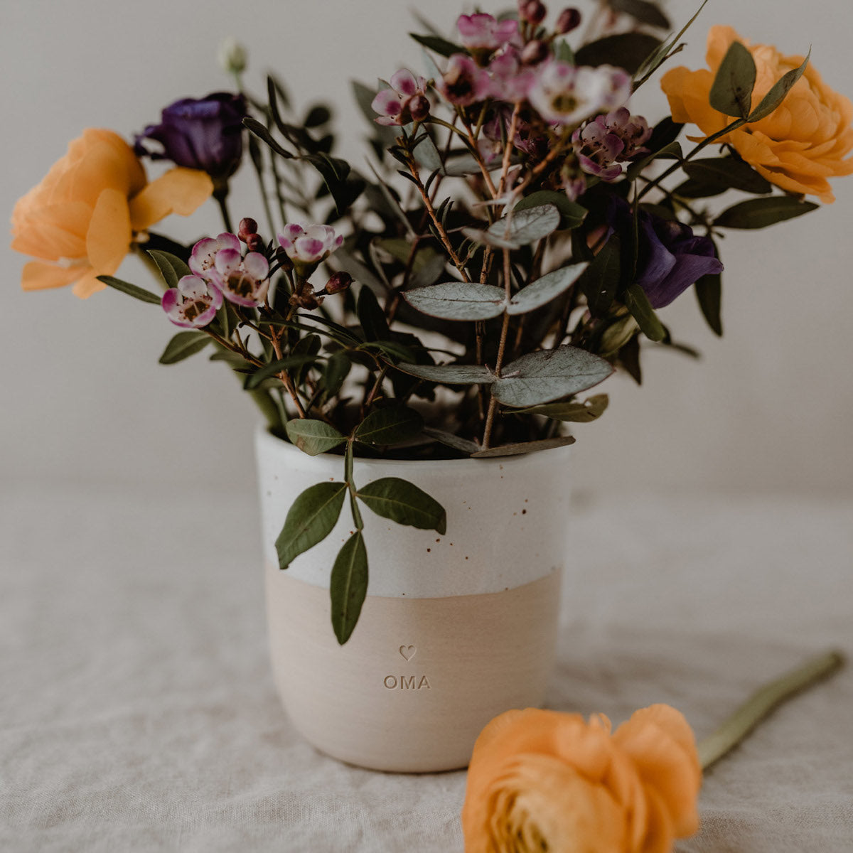 Eulenschnitt Becher Oma 320ml Lifestyle 4