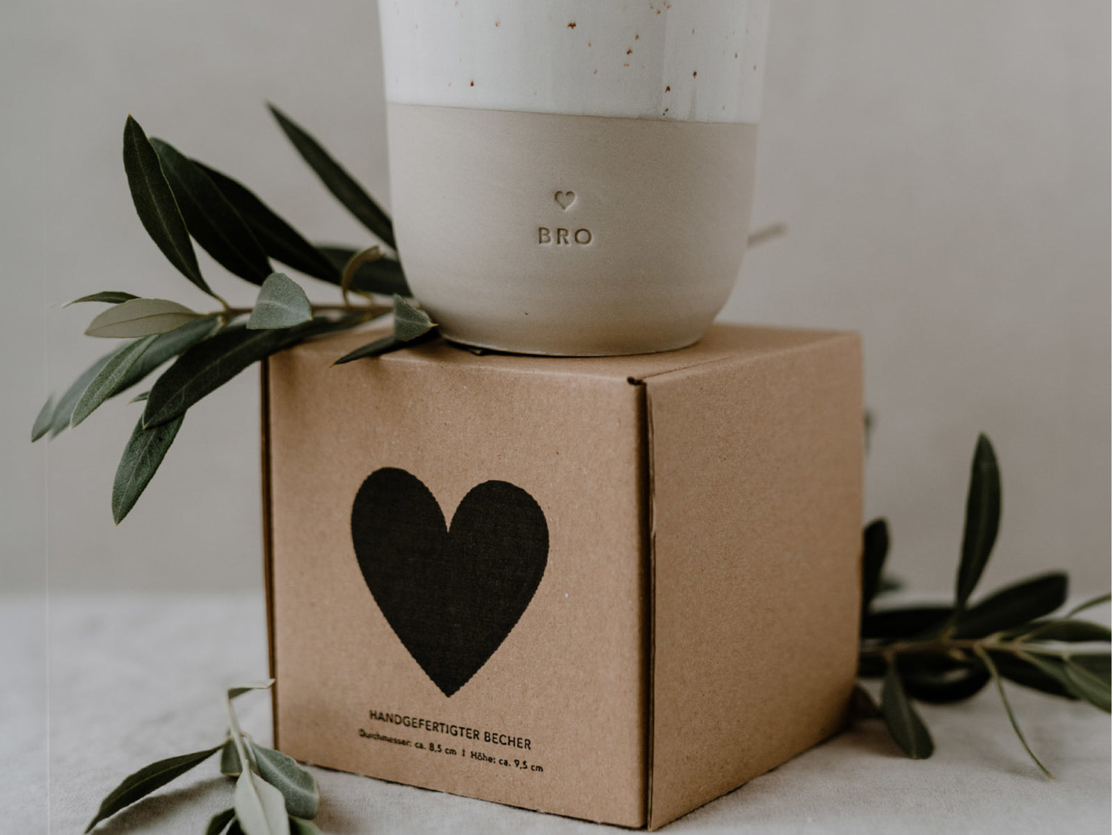 Eulenschnitt Becher Bro beige 0,32l Lifestyle 2