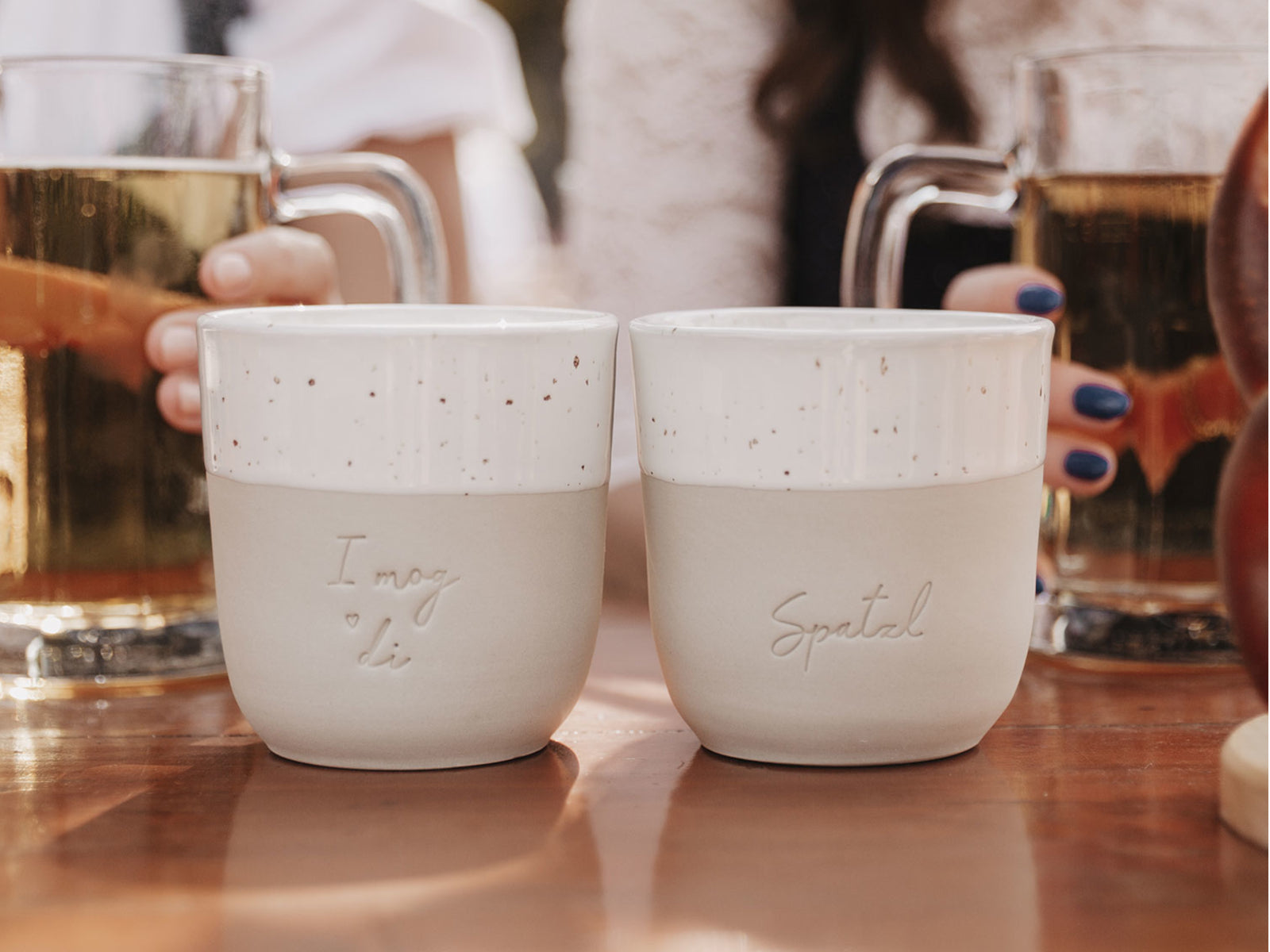 Eulenschnitt Becher Spatzl beige 0,32l Lifestyle 3