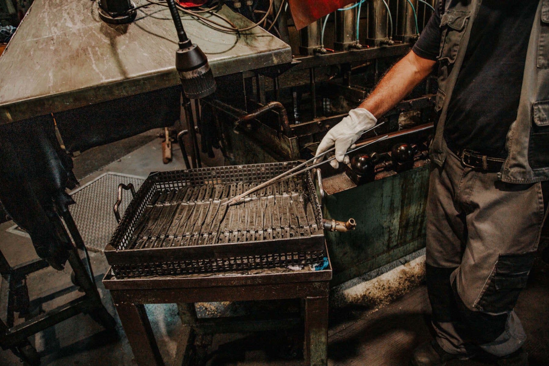 Tischideen & Ambiente Ergo Line Smoked Oak Kochmesser 21 cm Lifestyle 1