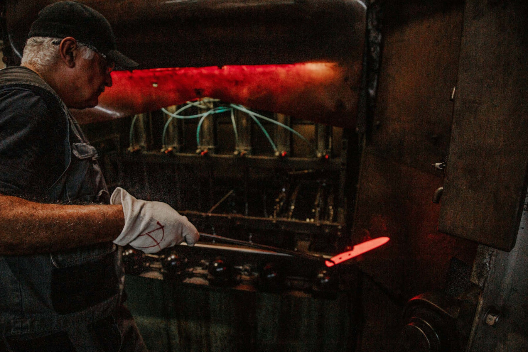 Tischideen & Ambiente Ergo Line Smoked Oak Kochmesser 21 cm Lifestyle 2