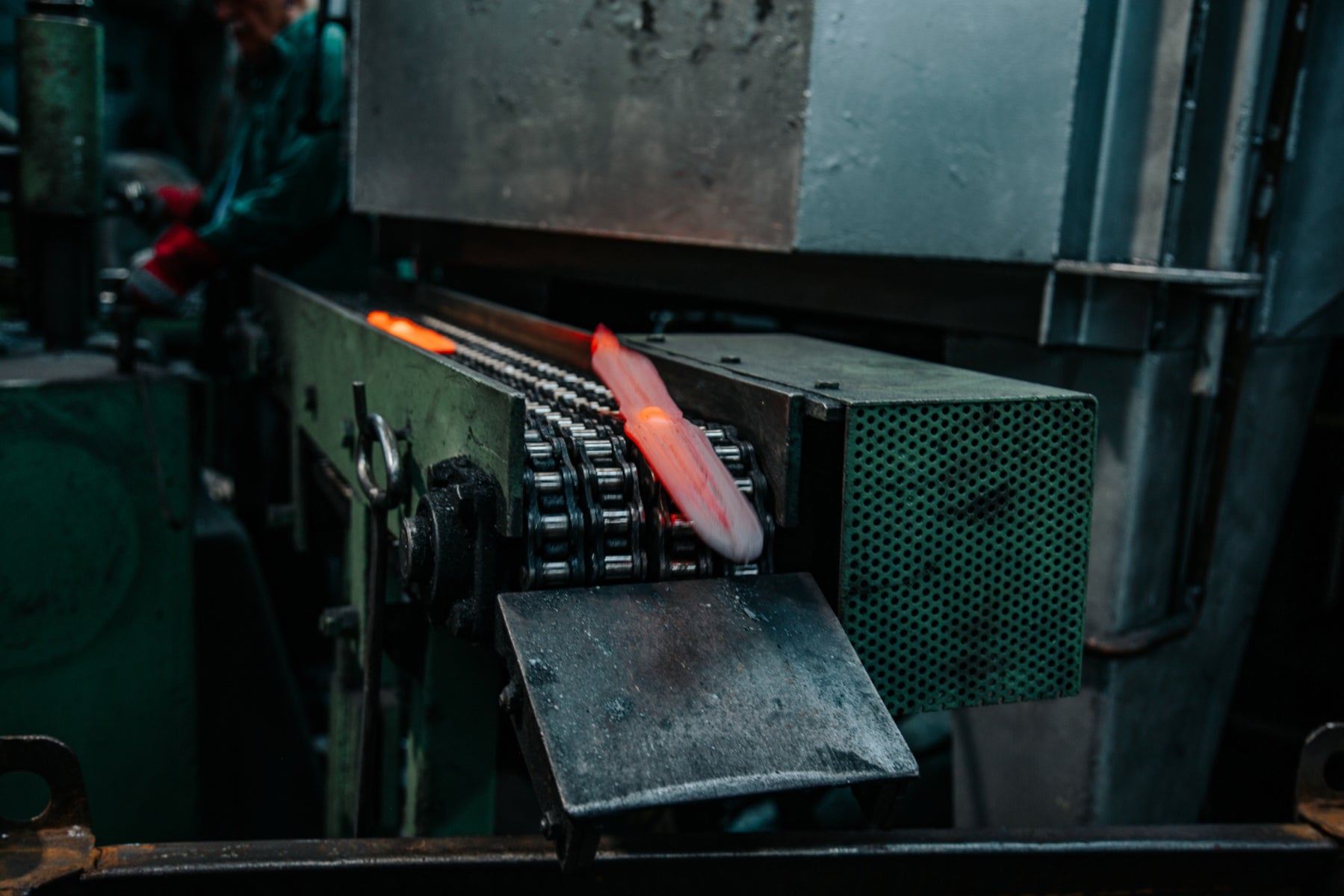 Tischideen & Ambiente Ergo Line Olive Kochmesser 21 cm Lifestyle 2