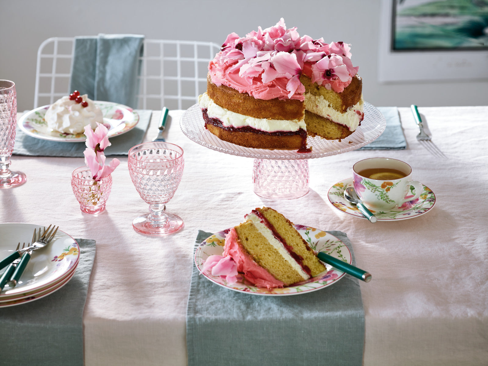 Villeroy & Boch Mariefleur Basic Frühstücksuntertasse 19 cm Lifestyle 2