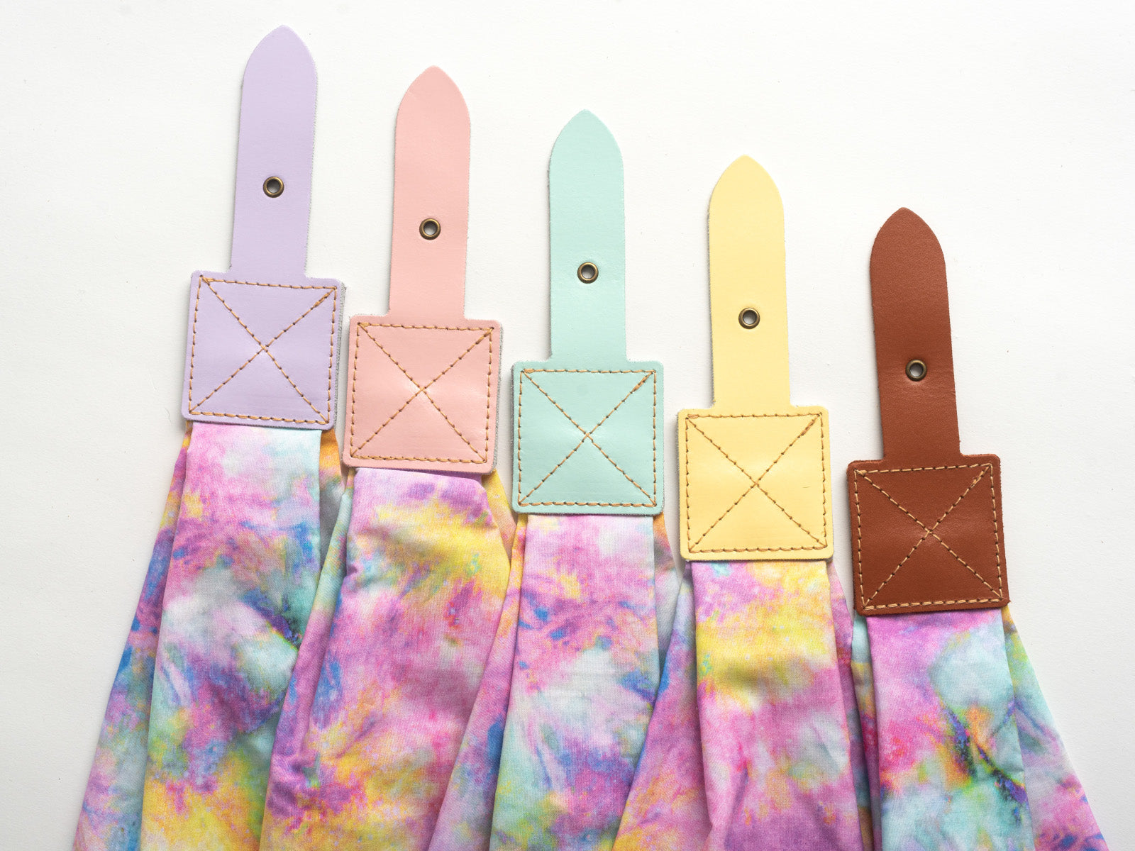 Polarbox Prinkstyle Strap Tie Dye Yellow 91cm Lifestyle 2