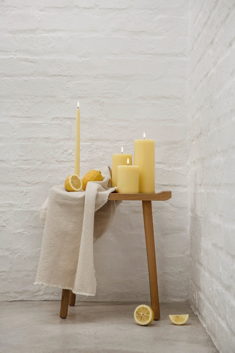 UYUNI LIGHTING Pillar LED-Kerze Rustic wheat yellow 10,1cm - Produktbild 8