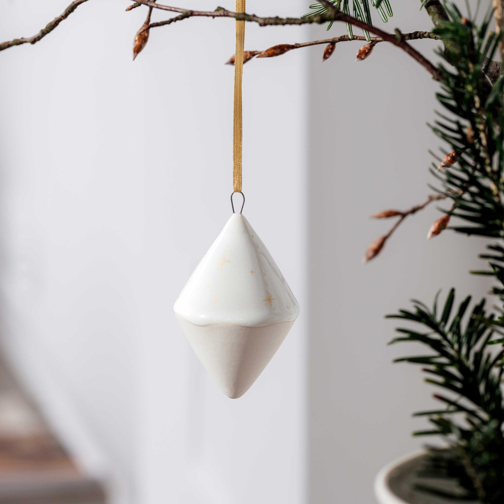 like Villeroy &amp; Boch Winter Glow Ornament Doppelkegel Lifestyle