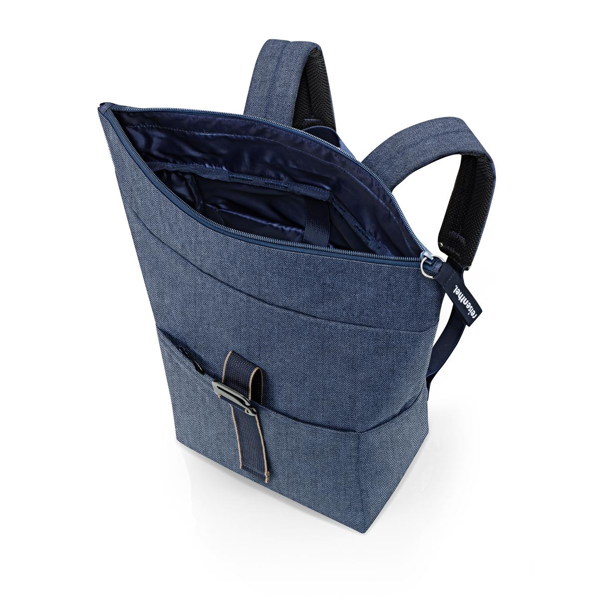 reisenthel rolltop backpack herringbone dark blue Freisteller 5